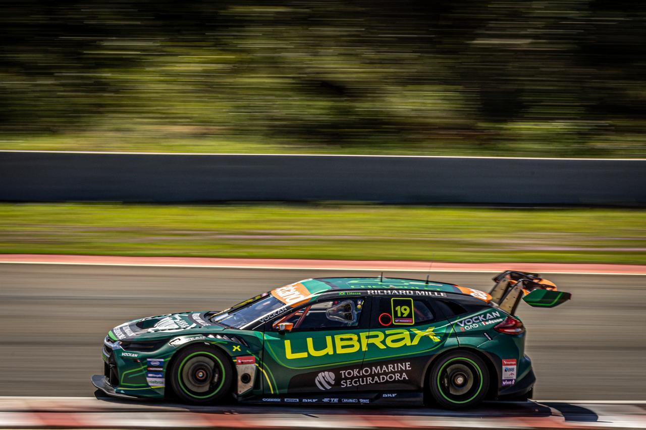 Julio Campos é o quarto mais rápido no primeiro classificatório da temporada