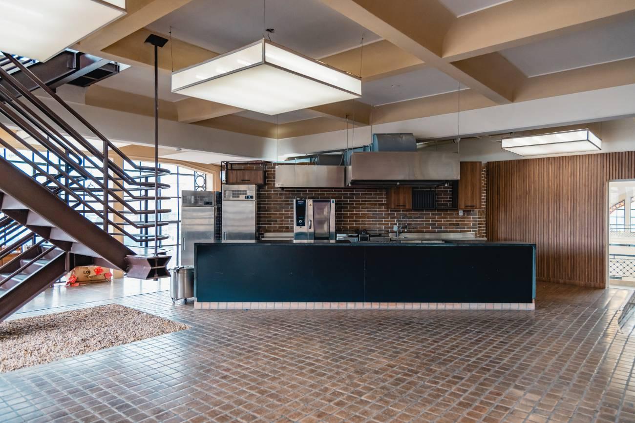 Mercadão recebe oficinas de Páscoa para capacitar mulheres a empreender na gastronomia