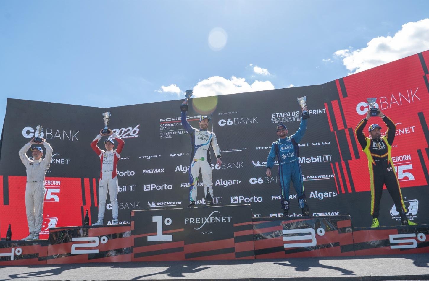 Pipo Massa é segundo na primeira corrida da Porsche Carrera Cup Rookie no Velocitta