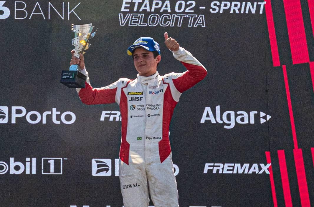 Pipo Massa é terceiro em 
