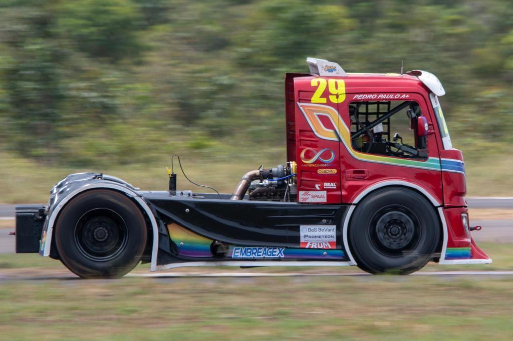 PP Motorsport mostra força, supera desafios e sobe ao pódio na abertura da Copa Truck em Campo Grande