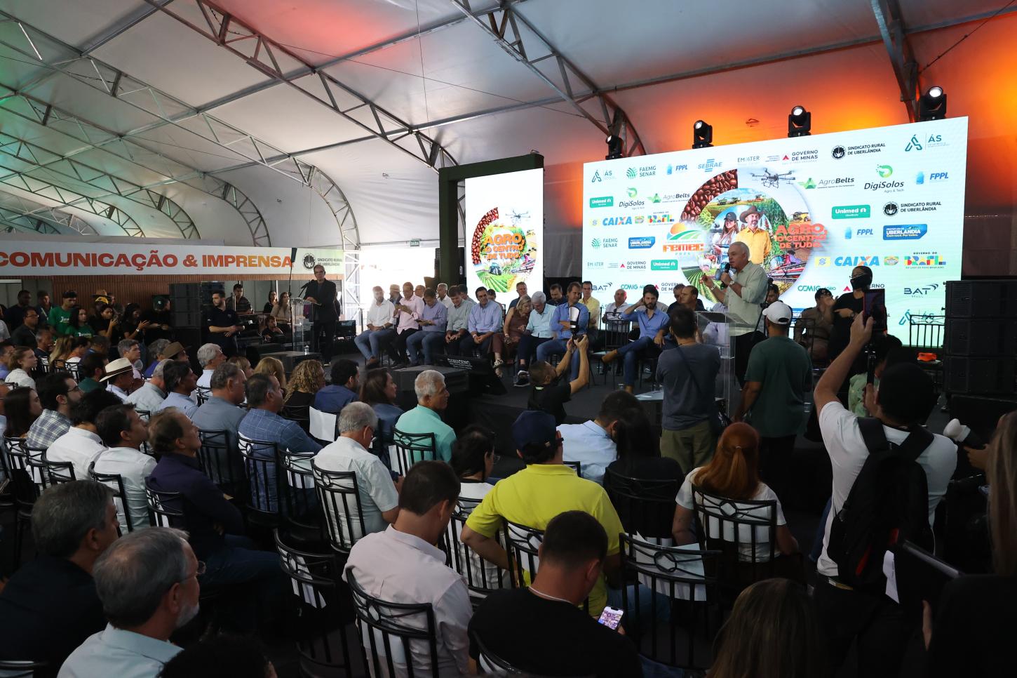 Prefeitura participa da abertura oficial da Femec 2026 em Uberlândia