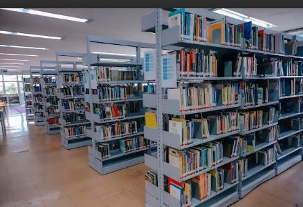 Reaberta ao público em 2025, Biblioteca Municipal do Baeta Neves completa 47 anos com ações de incentivo à leitura