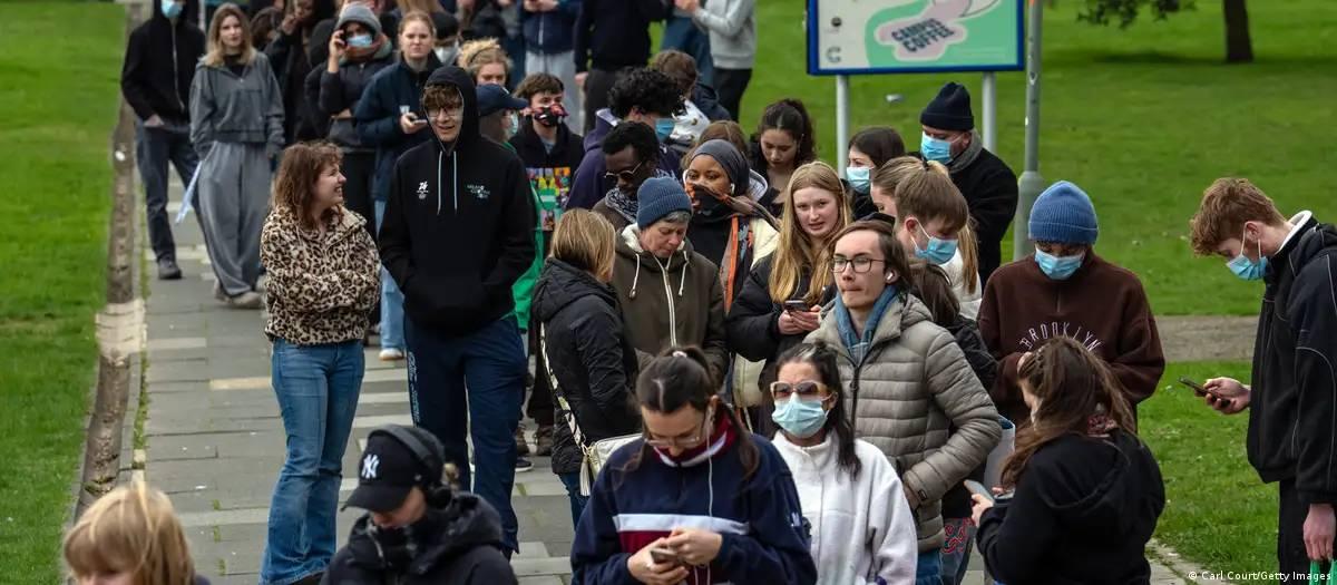 Reino Unido tem surto 