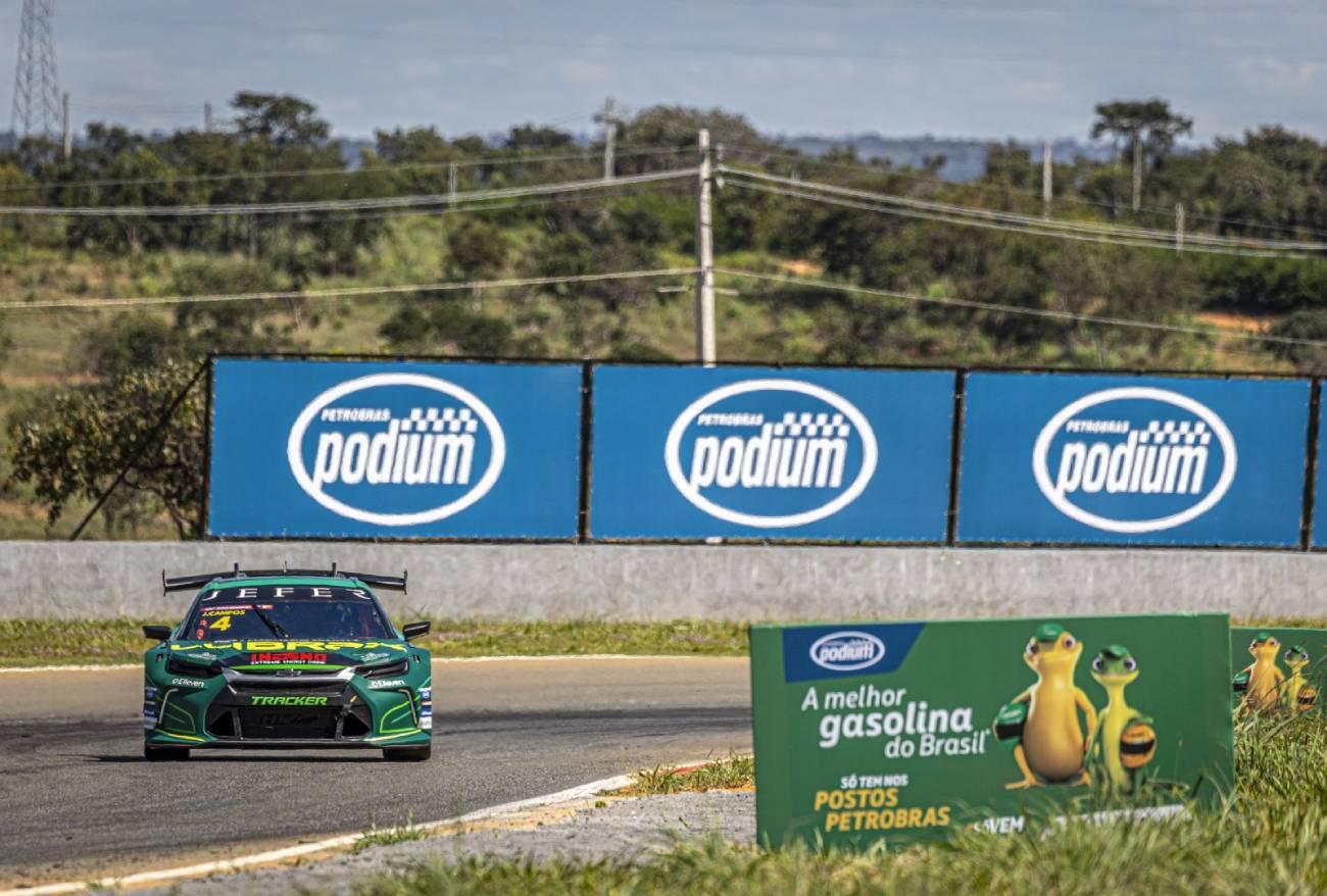 Segue o líder! Time Lubrax TMG quer manter a primeira posição por equipes em Cascavel