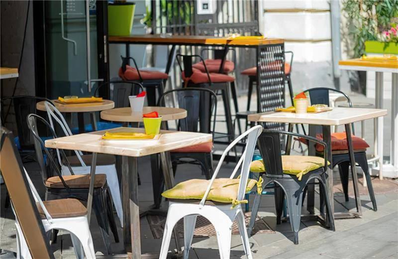 Situação financeira de bares e restaurantes volta a piorar em janeiro