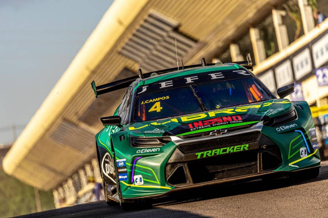 Time Lubrax TMG coloca os dois carros no top-10 do classificatório em Cascavel