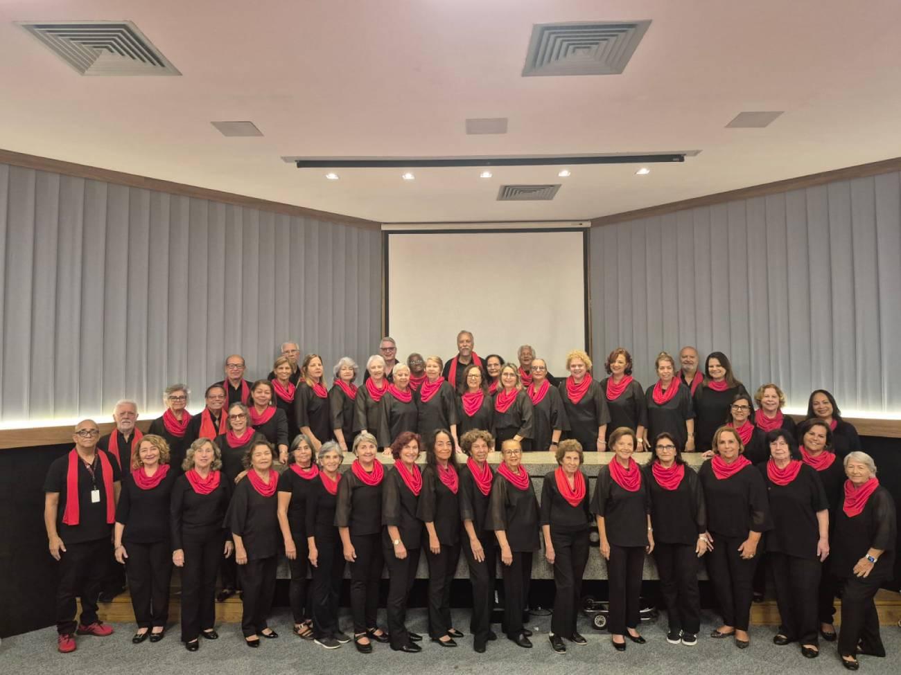 Coral do C.R. do Flamengo faz apresentação gratuita no projeto Música no Museu