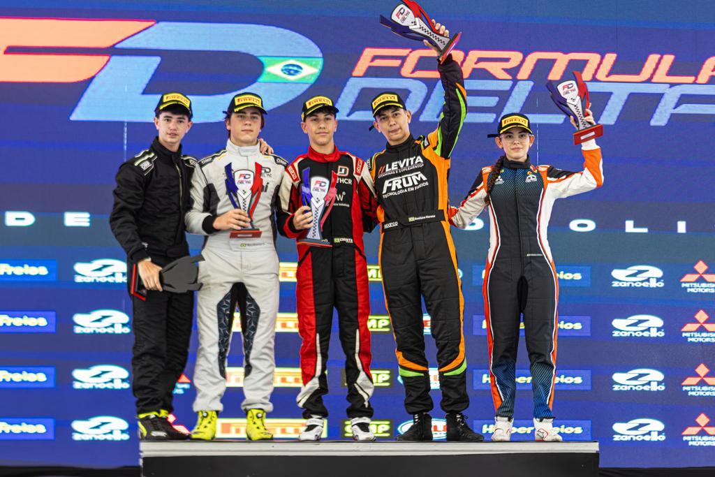 Dante Monteiro estreia com pódio na temporada 2026