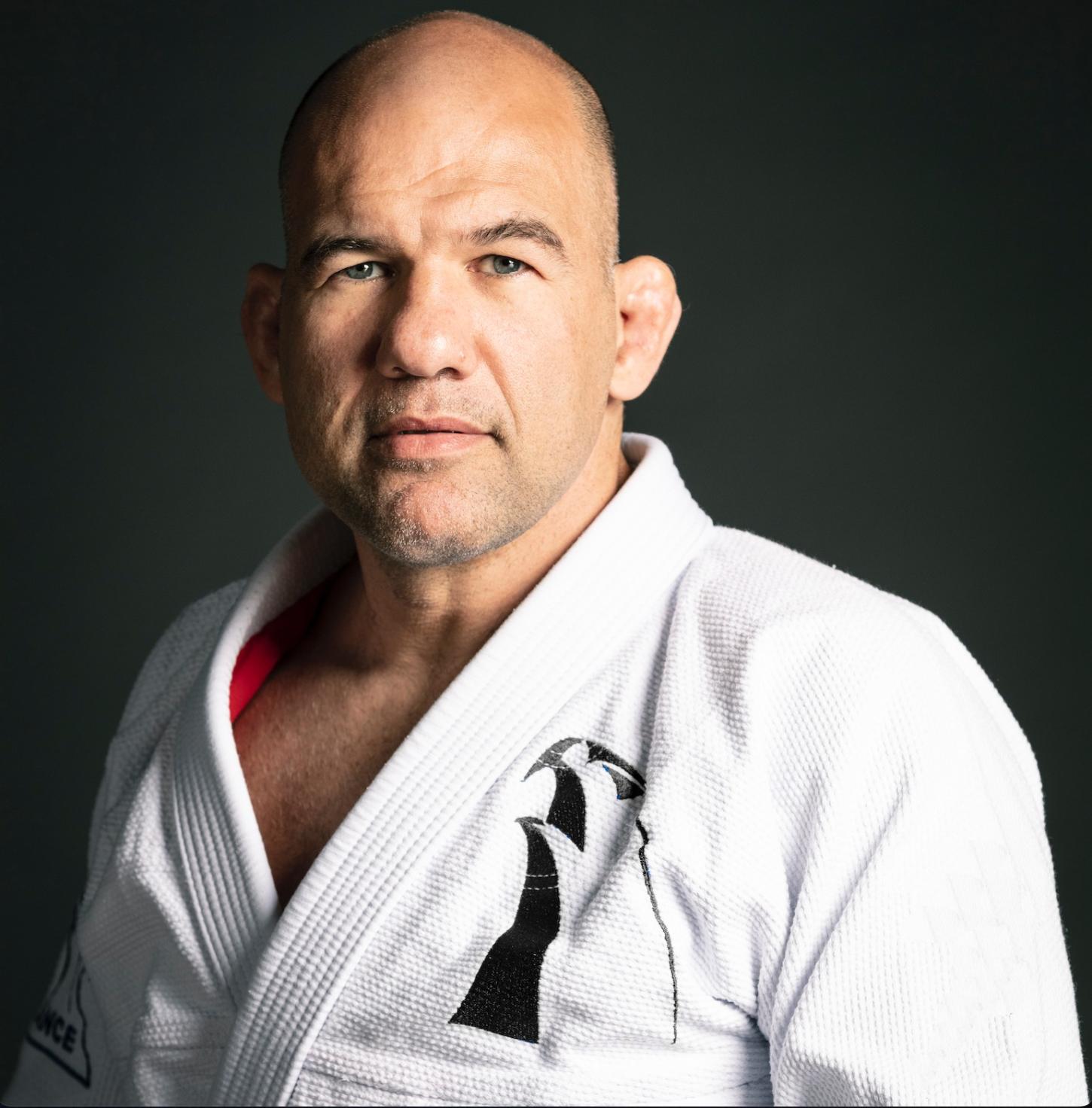 Gestão 360 é lançado na Associação Comercial de Santos com palestra magna de Fabio Gurgel sobre “A Arte do Sacrifício”