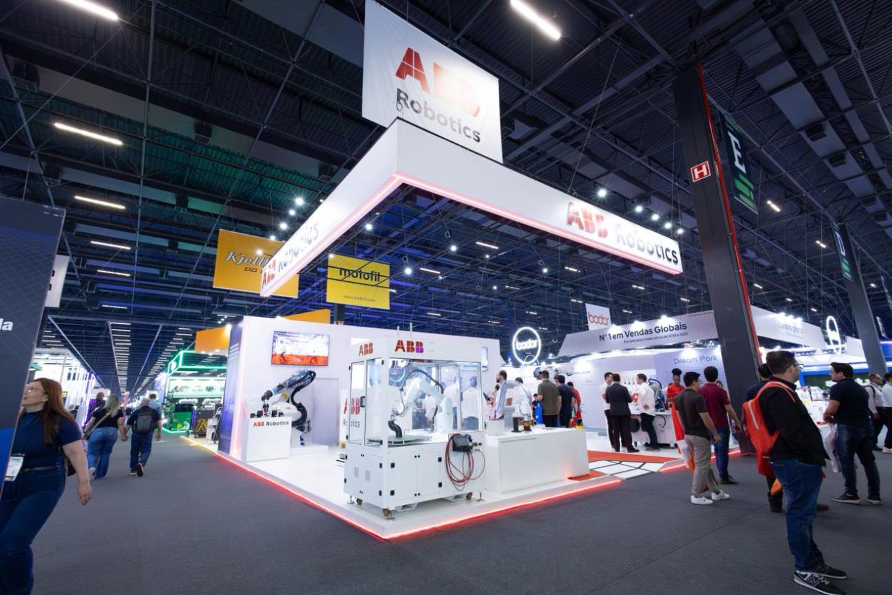 ABB Robotics apresenta futuro da manufatura autônoma na FEIMEC 2026