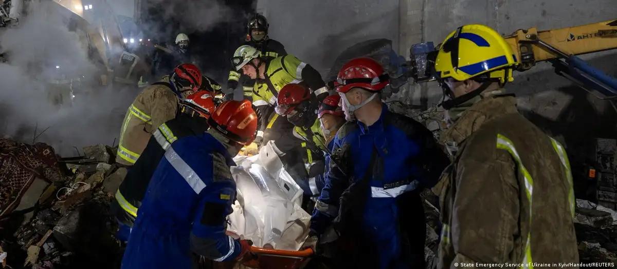 Ataque massivo russo deixa 24 mortos na capital da Ucrânia