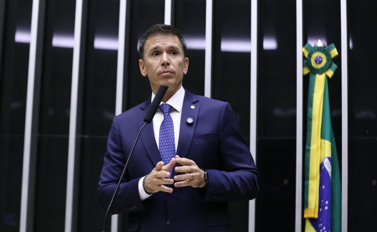 Comissão debate alta do preço do querosene de aviação