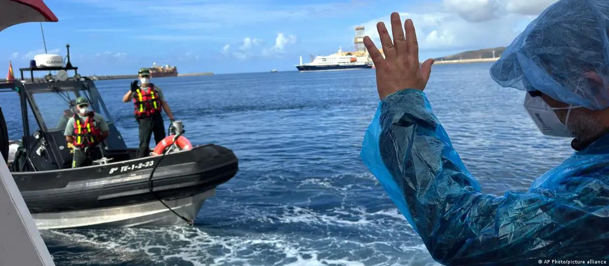 Desembarcam os primeiros passageiros de navio com hantavírus