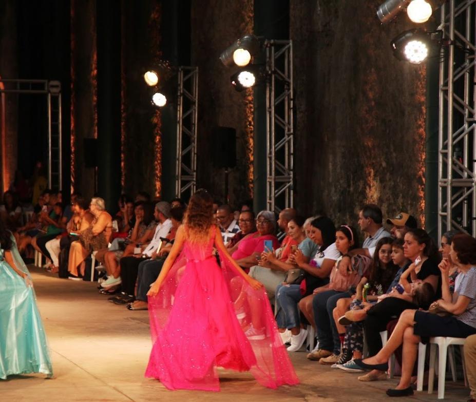Desfile temático celebra 480 anos de Santos no Mercado Municipal. Ingressos solidários já podem ser retirados
