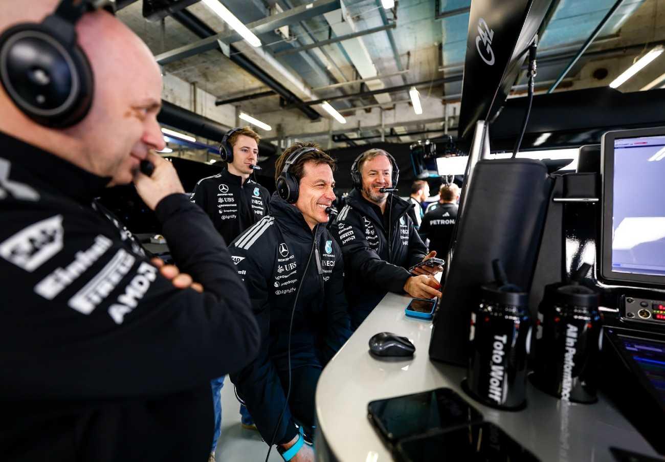Equipe de Fórmula 1 Mercedes-AMG PETRONAS adota TeamViewer ONE para Gestão Autônoma de Endpoints