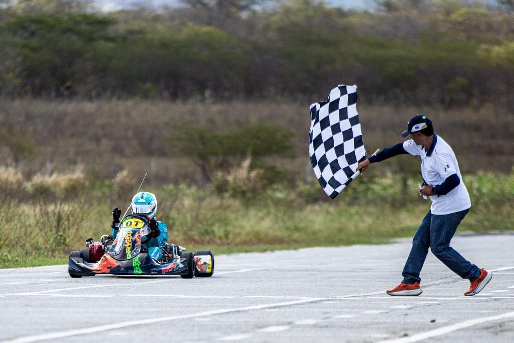 IB Kart e Zacspeed comemoram vitória e ótimo desempenho na abertura da Copa Fortaleza de Kart