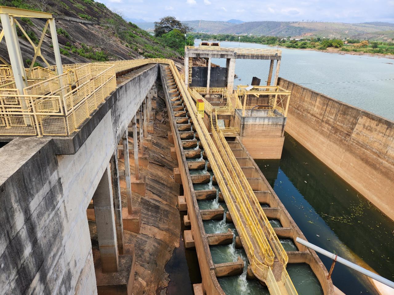 Trânsito na barragem da Usina de Aimorés será temporariamente interrompido para manutenção no vertedouro
