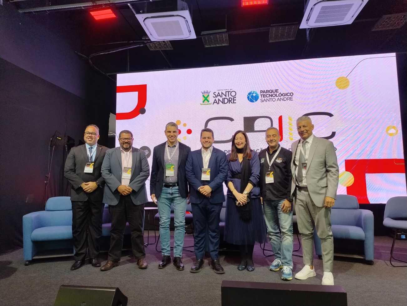 Consórcio ABC fortalece agenda de inovação regional em Congresso de Iluminação e Cidades do Futuro