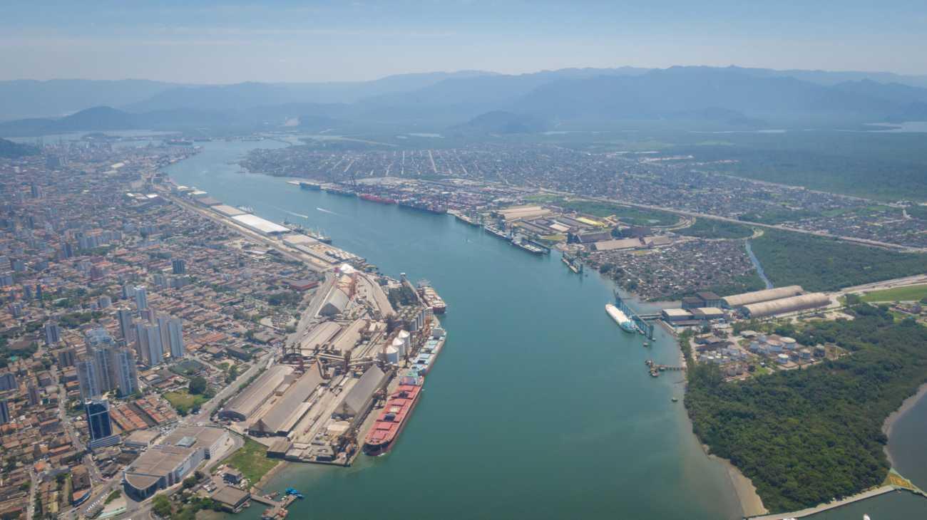 Em fase final de construção, Travessia Subaquática Santos-Guarujá vai solucionar problema histórico de escassez hídrica na região
