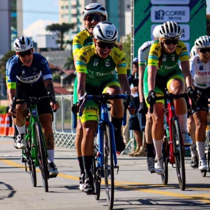 Equipe de Santos brilha na abertura da Copa Brasil de Paraciclismo