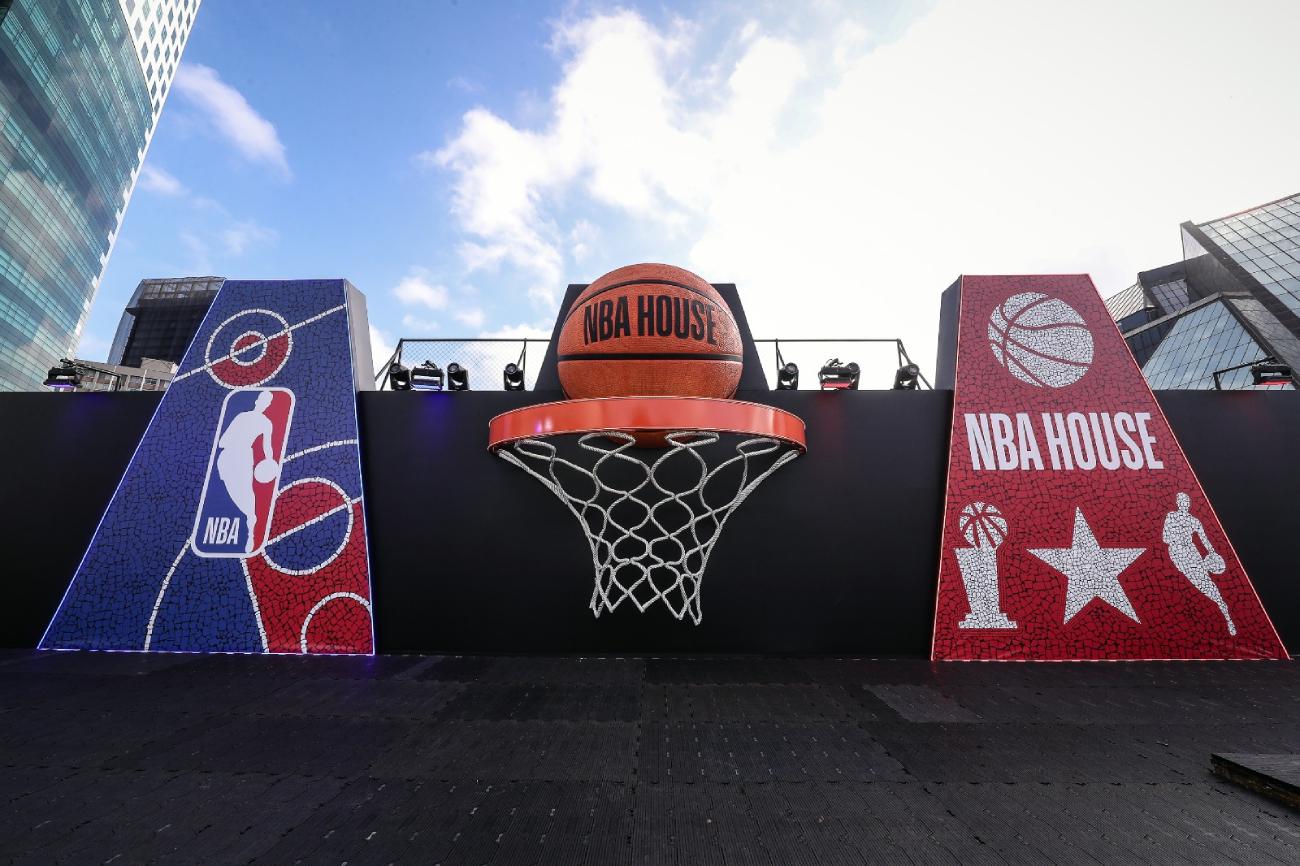 Jim Beam estreia na NBA House como destilado oficial do evento em São Paulo