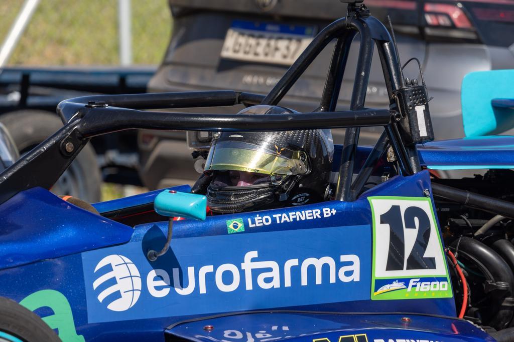 Léo Tafner brilha em Interlagos e amplia coleção de pódios na temporada da Fórmula 1600