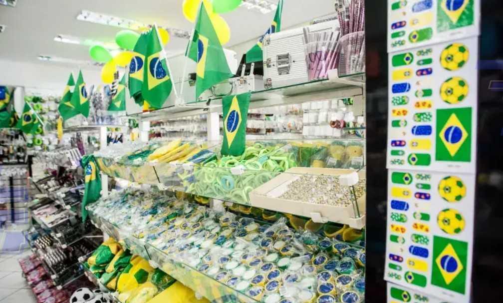 Levantamento do Sebrae-SP mostra que Copa do Mundo vai movimentar a economia da Baixada Santista