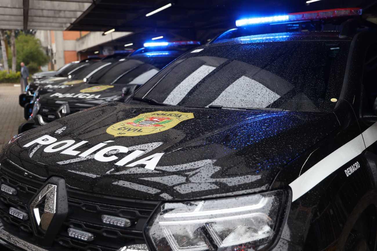 Operação da Polícia de SP prende 'arrastadores' que extorquiam passageiros no Aeroporto de Guarulhos
