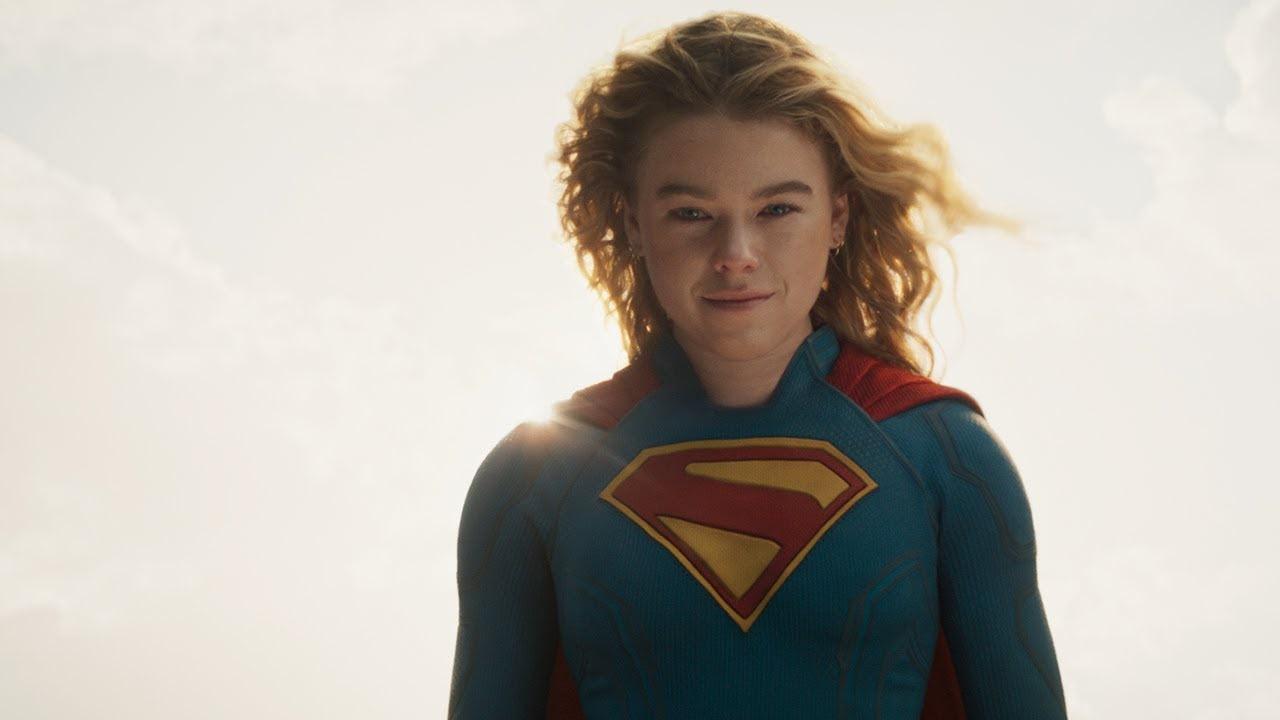 Supergirl invade o Cine Roxy com encontro de cosplayers e sketches gratuitos de personagens