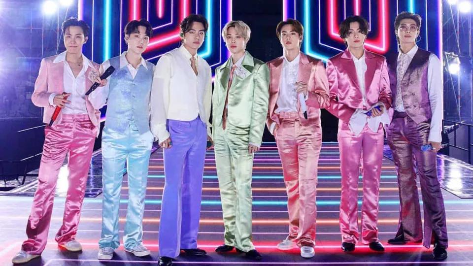 BTS desiste do Grammy 2027 e critica divisão da música por idioma 