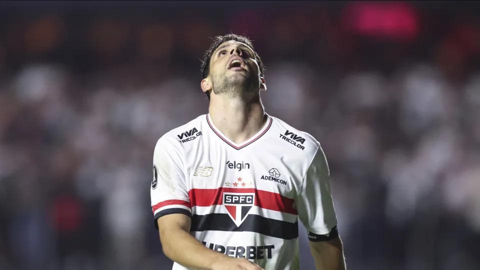 Calleri encerra seca contra maior vítima e 'dá resposta' em meio à novela 