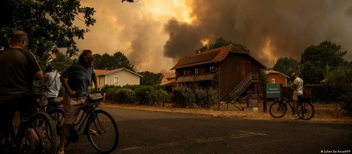 Incêndios levam milhares a deixarem suas casas na Europa 