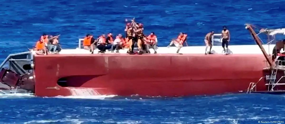Balsa com mais de 260 a bordo afunda na costa de Chipre