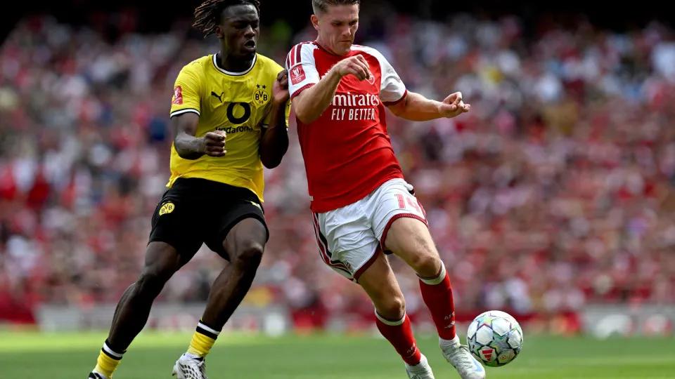Borussia Dortmund quebra hegemonia do Arsenal e conquista a Emirates Cup 