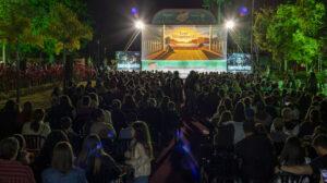 Cine Família na Praça volta a Monte Alegre de Minas com sessão gratuita ao ar livre