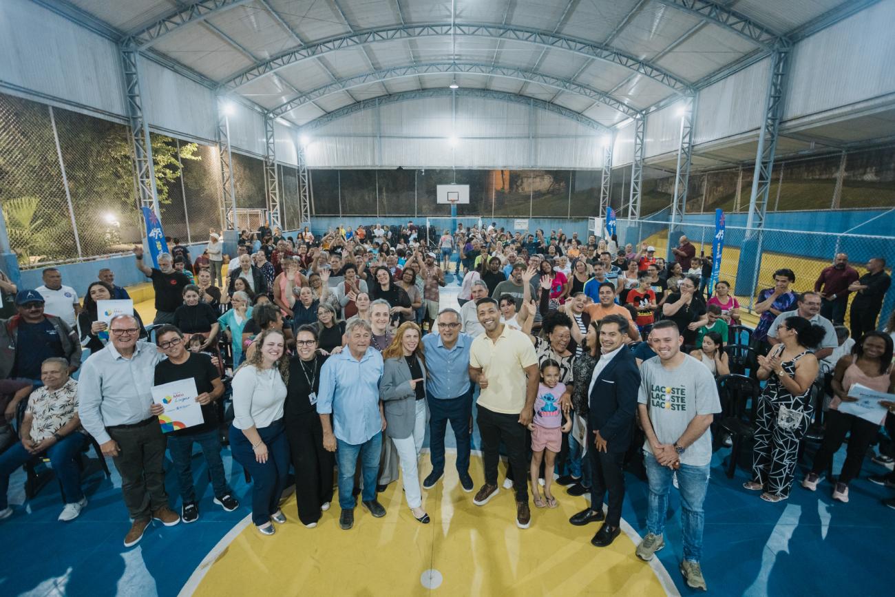 Em reconhecimento da luta de moradores, São Bernardo entrega escrituras na Vila Carminha e Jd. Detroit