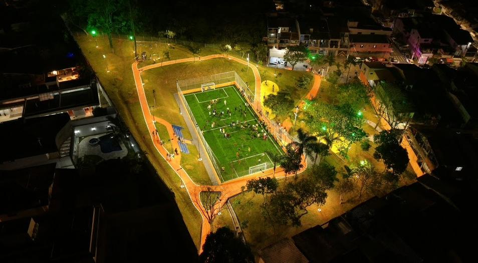 Em São Bernardo, Praça Carmem Beltran Martins, no Botujuru, é entregue toda revitalizada, com novos espaços de lazer