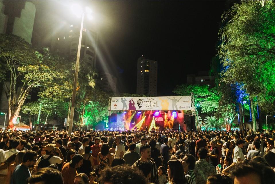 Fundinho Festival chega à 10ª edição com programação comemorativa na esplanada do Teatro Municipal