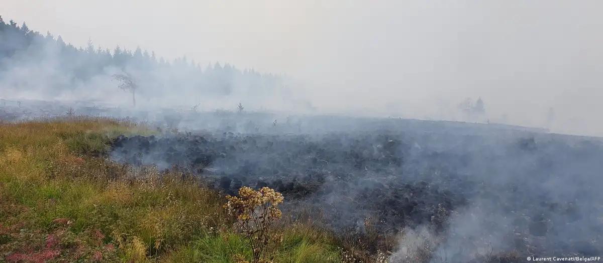 Incêndio na Bélgica já é o maior da história do país