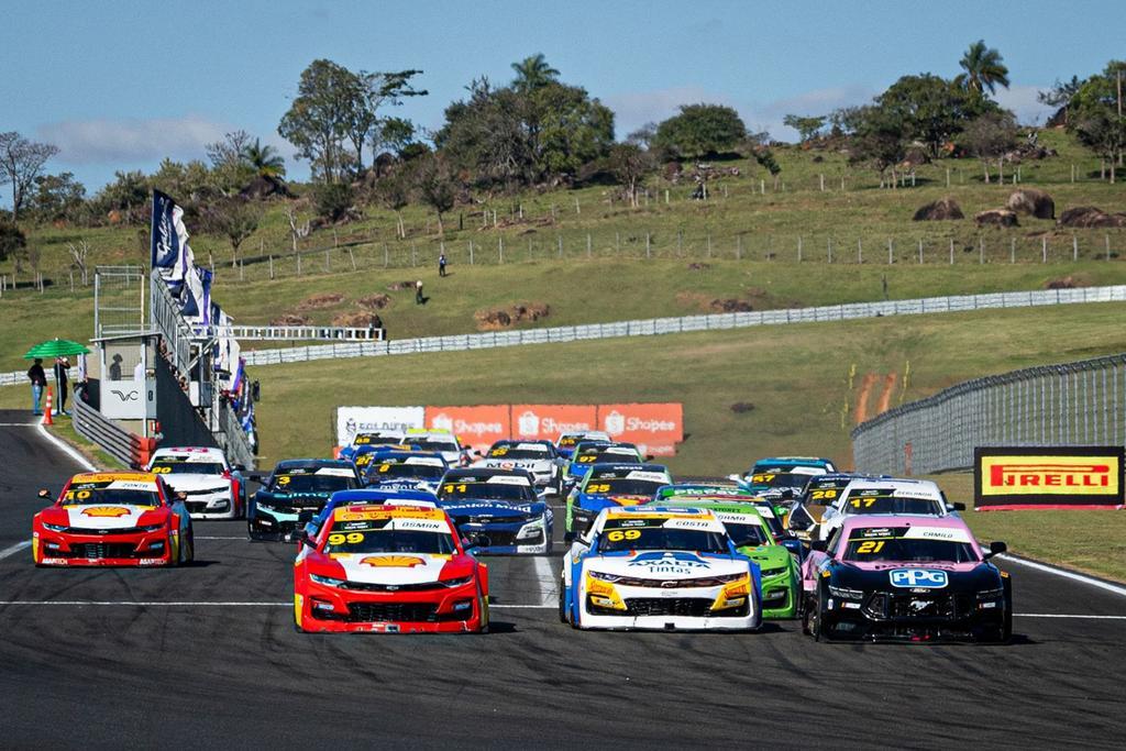 NASCAR Brasil retorna a Londrina em momento estratégico para pilotos e equipes no campeonato