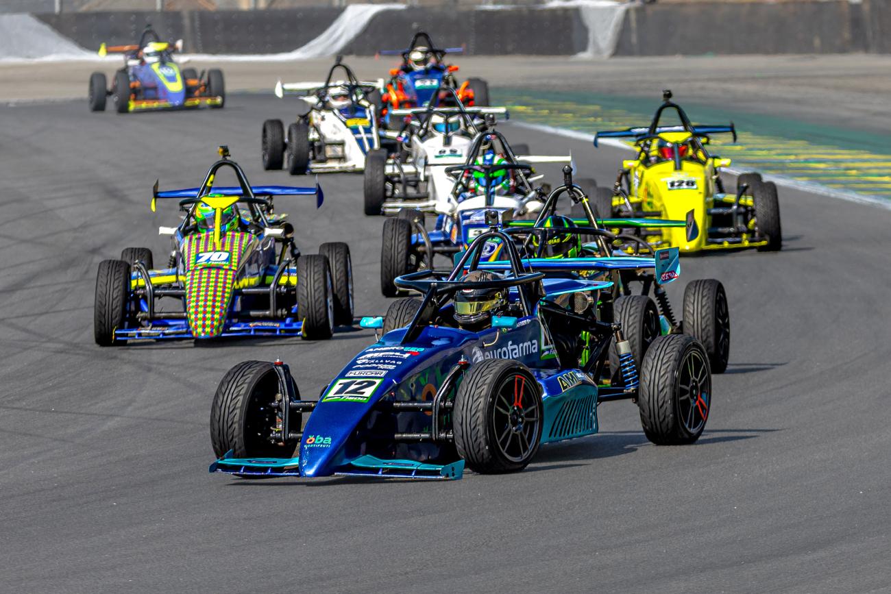 Reação técnica e revés na relargada marcam etapa de Léo Tafner em Interlagos