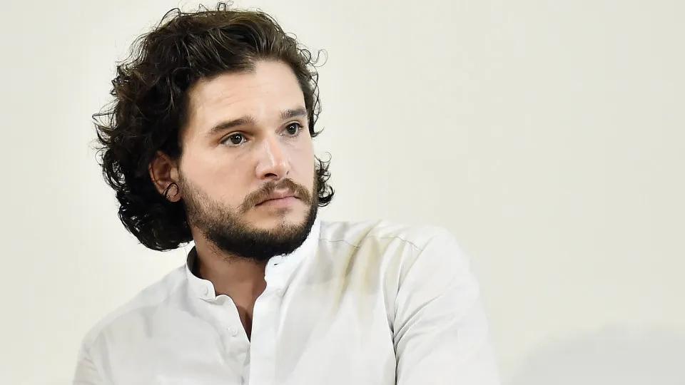 Série 'Harry Potter' troca Nicholas Hoult por Kit Harington após críticas 