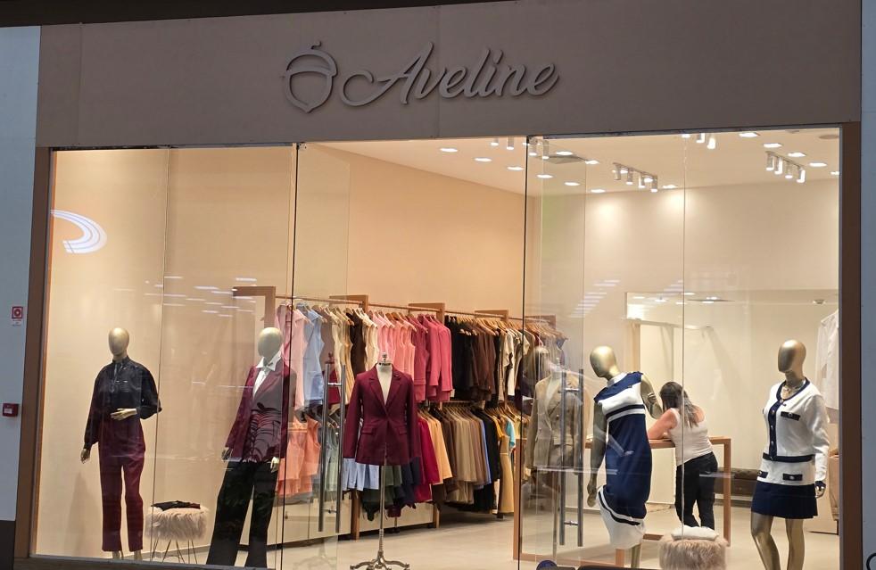Uberlândia Shopping amplia oferta de moda executiva feminina com chegada da Aveline