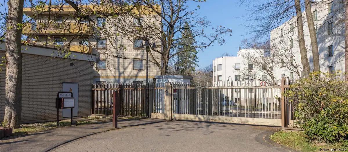 Alemanha fecha consulado russo e eleva tensão com o Kremlin 