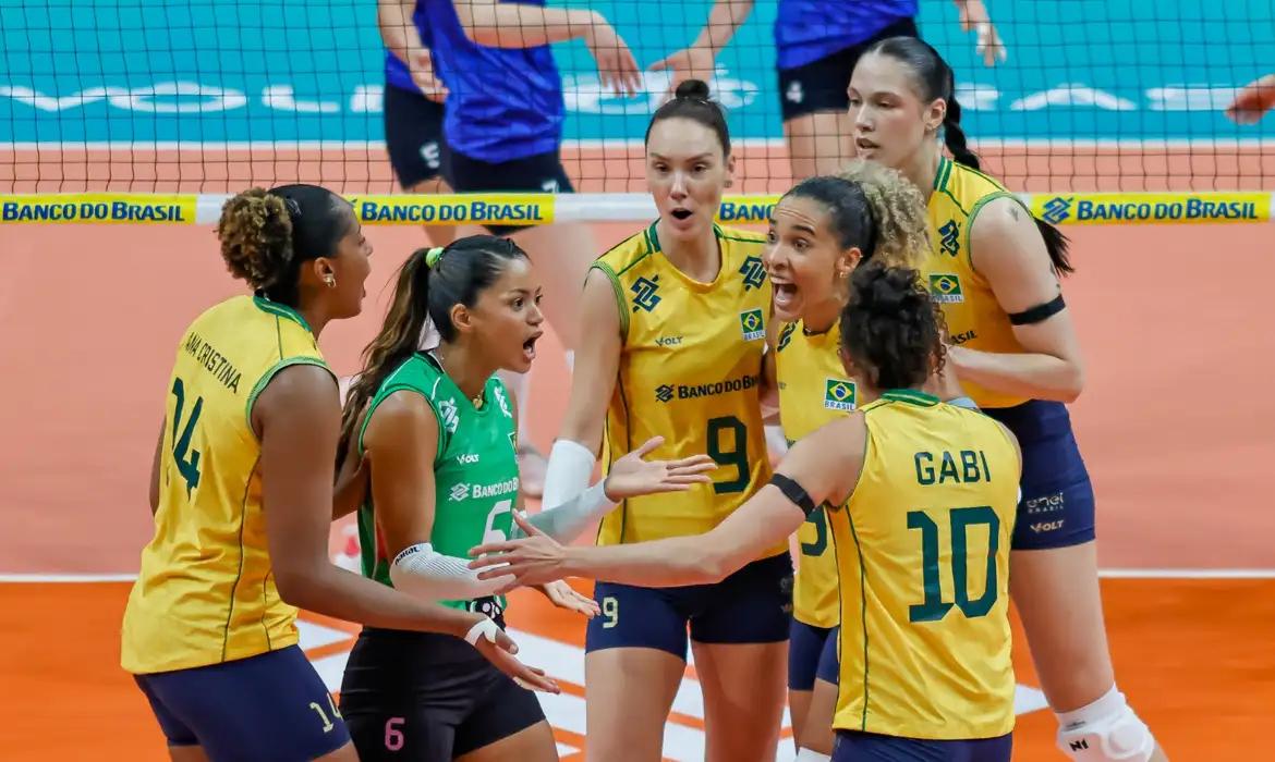 Brasil vence 4º jogo e encara Argentina por vaga olímpica no domingo 