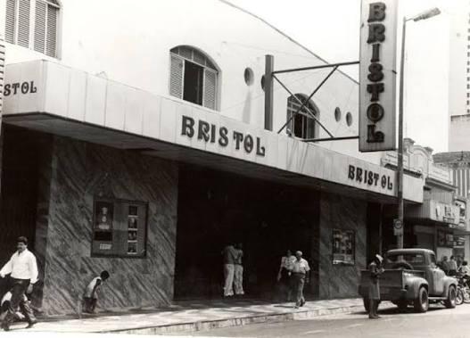 Cine Bristol: o cinema que virou símbolo de uma geração em Uberlândia