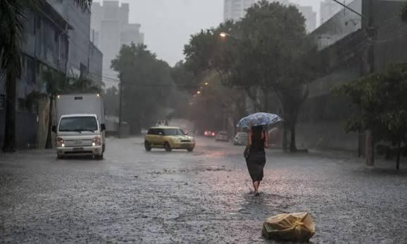 Defesa Civil alerta para risco de tempestades severas em São Paulo entre sexta-feira e sábado e monta Gabinete de Crise
