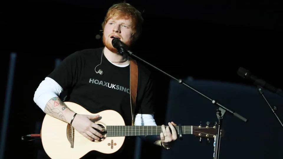 Ed Sheeran diz que retirada de Macklemore da turnê partiu dos produtores 