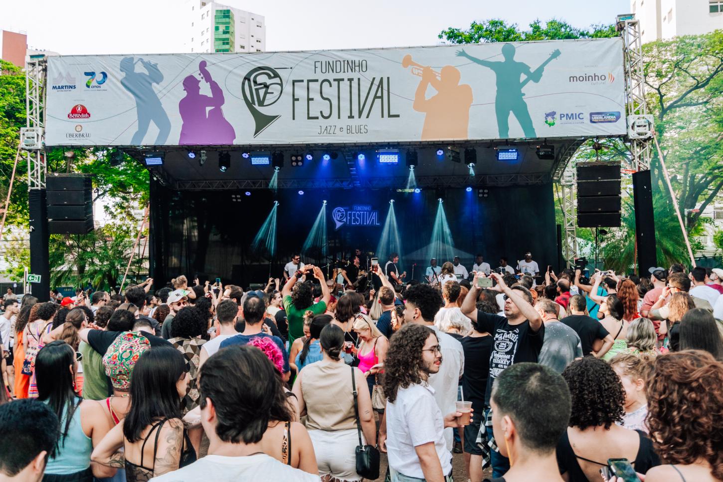 Fundinho Festival terá 13 horas de jazz e blues na esplanada do Teatro Municipal